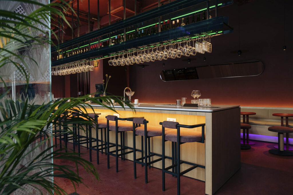 3 На бокальчик