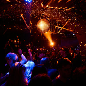 ___0000s_0002_Выходные в Bazzar