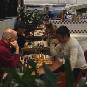 30 Шахматная вписка у Right Hops