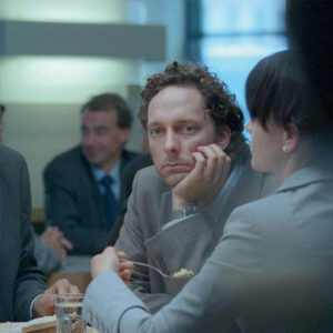 9 Показ фантастической драмы «Неуместный человек»