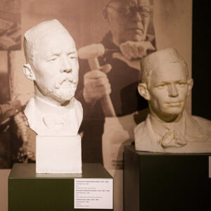 __0026_Выставка «Баки Урманче. Воспоминания, вышитые цветом»