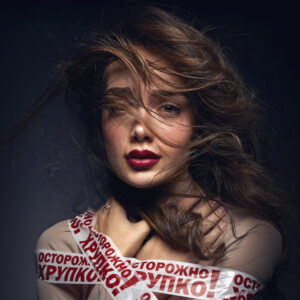 22 Анна Егоян